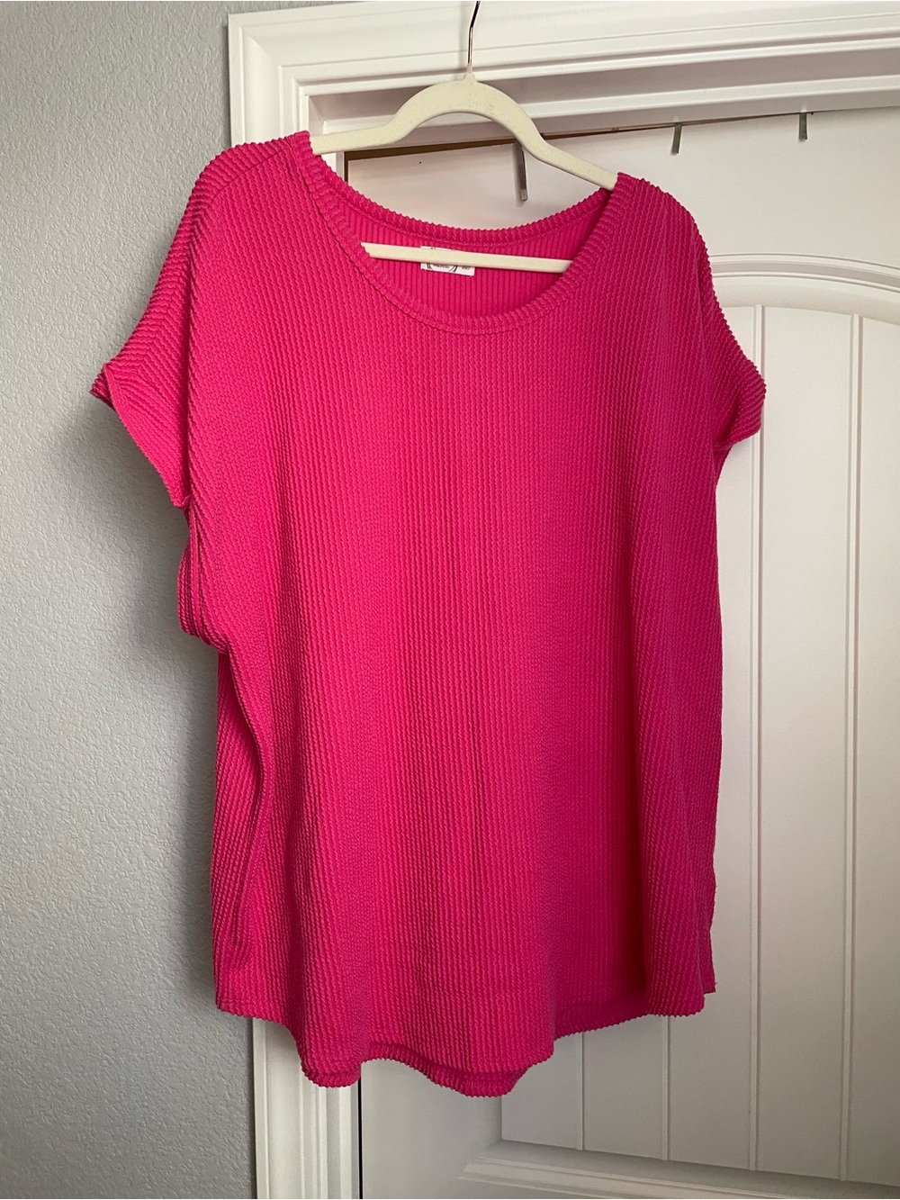 Maurices 24/7 Fuchsia Cap Sleeve Textured Clara Top
